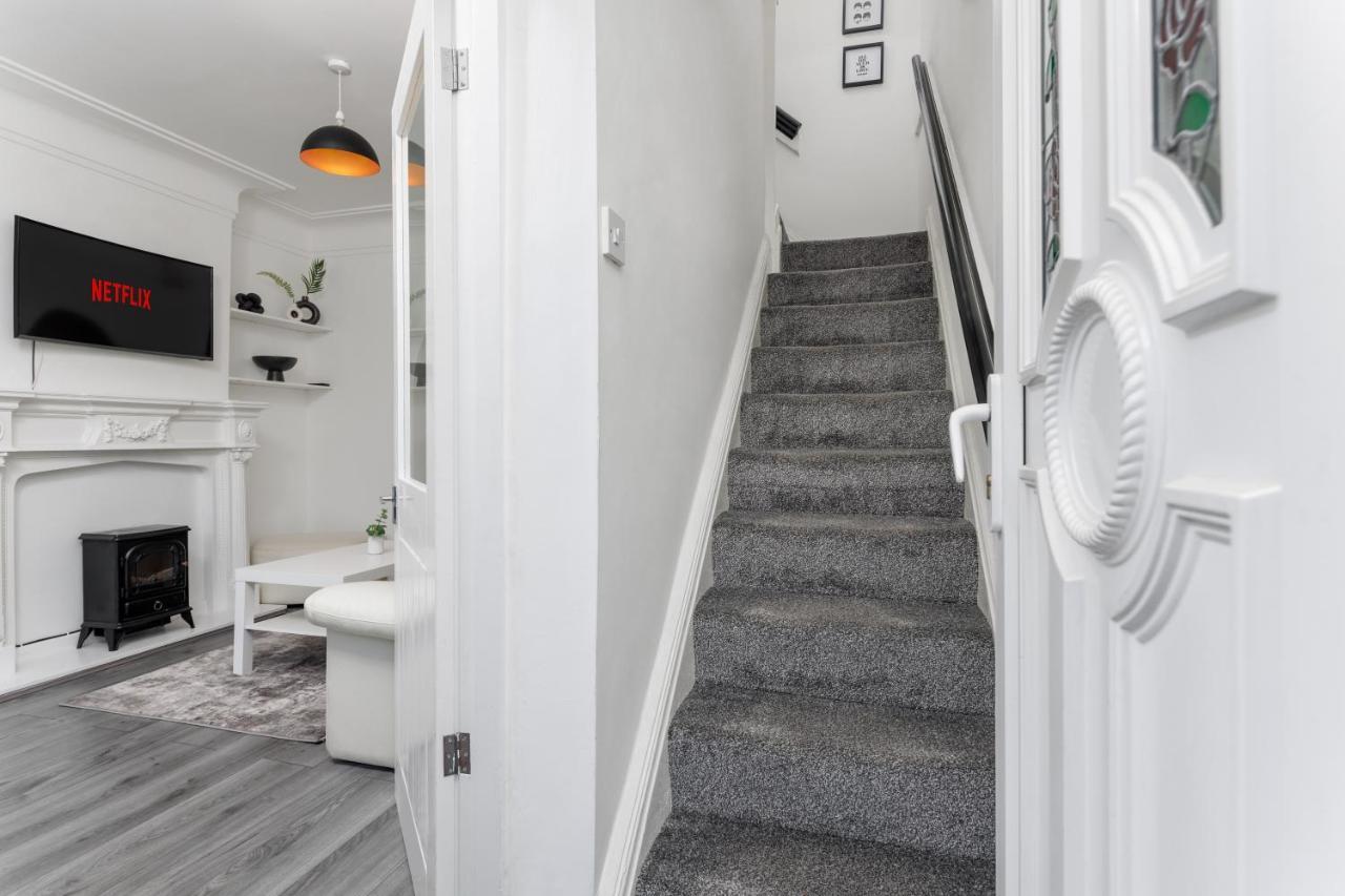 리버풀 The Empress 2 Bed Terraced House 아파트 외부 사진